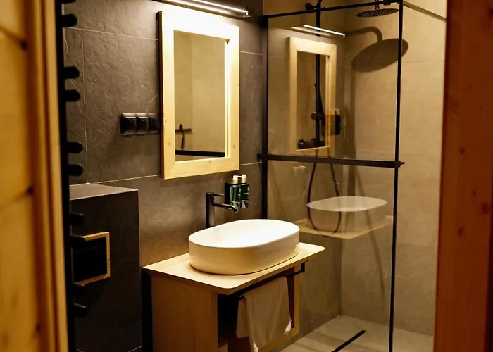 Sek W Ciszy - Free Sauna & Balia Szczyrk